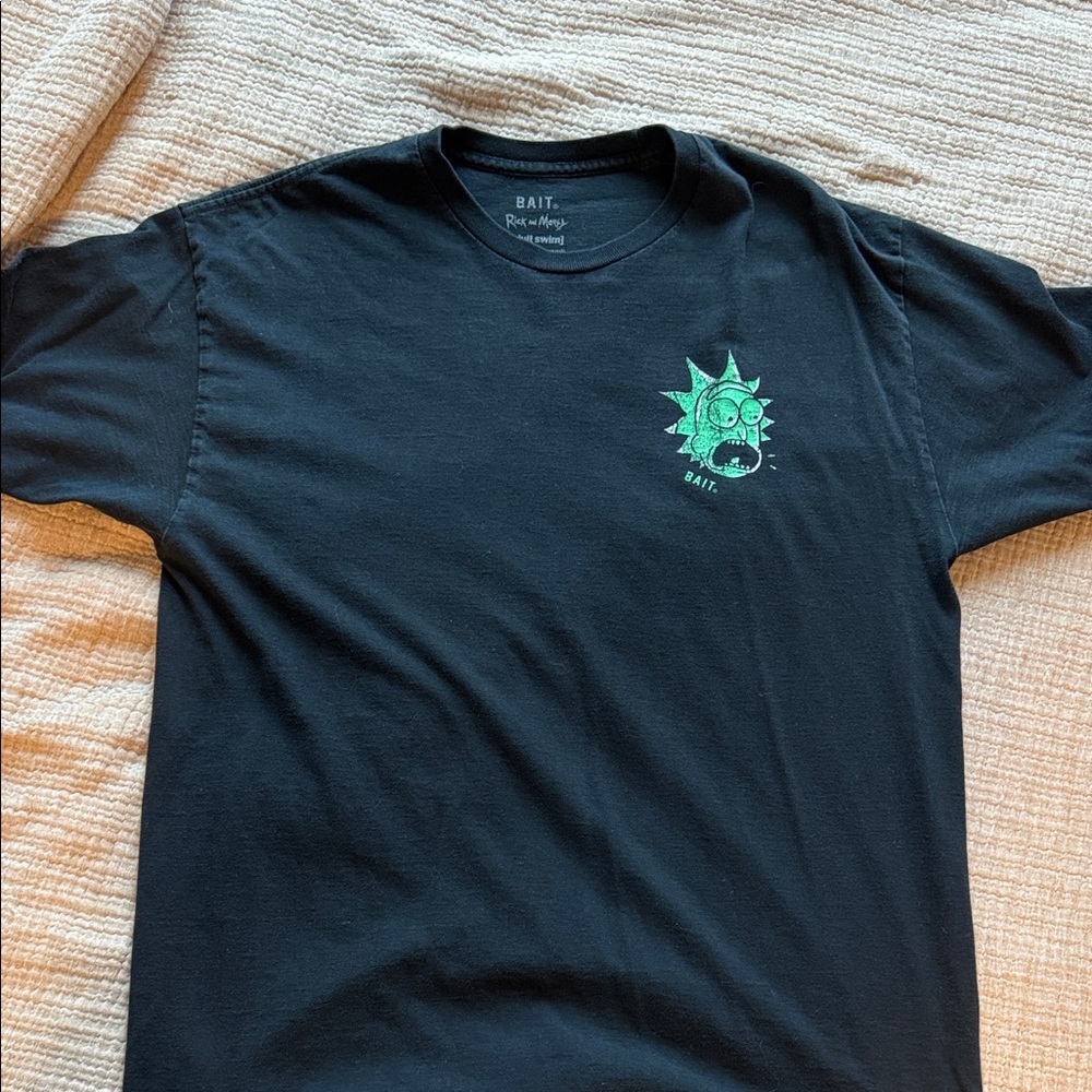 Bait Rick and Morty Glow in the Dark Tshirt size L